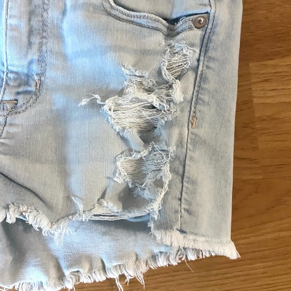 ❗️SOLD❗️American Eagle High Waisted Denim Jean Shorts - Picture 12 of 14